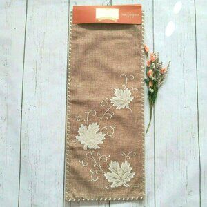 Wellesley Manor Harvest Table Runner 14x72 Applique Embroidery Lined Nice